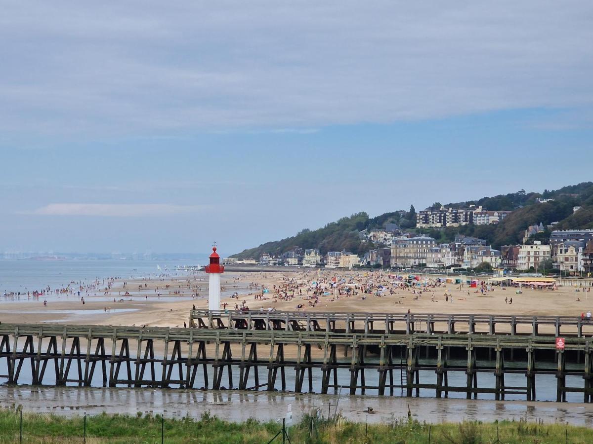 Le Cocooning-Studio Deauville Marina Avec Terrasse Vue Mer Et Plage Экстерьер фото